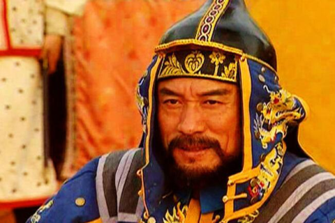 梦境解析，梦见抱着小孩与友人同行，遭遇恶犬袭击