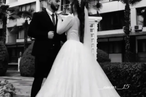 梦见结婚当天自己和姐姐的男朋友结婚，探索梦境背后的深层含义