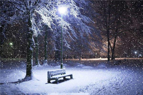 解析梦境中的雪，探索梦到下雪有什么不好的吗背后的深层含义