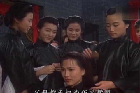 梦境的奥秘，解析我做梦梦到我暗恋的人亲了我的深层含义