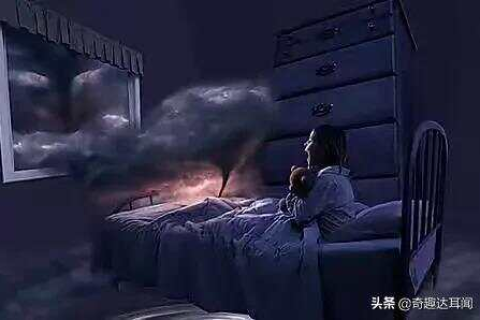 后半夜梦境中的震撼，地震的预兆与心灵深处的启示