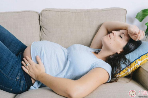 孕妇梦见自己肚子上流血，梦境背后的深层含义与解读
