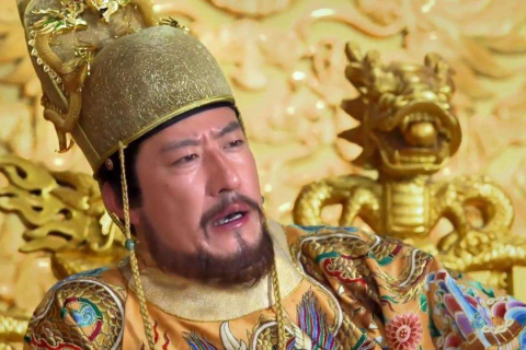 解梦，最近老是做很奇怪的梦，大家帮我解一下吧，谢谢