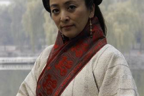 梦里情缘，为何我总是梦见与年幼者相恋，且梦中满是幸福？