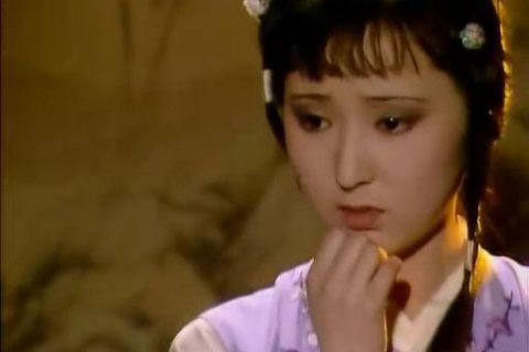 梦境的奥秘，解析梦见别的男人在自己床上睡觉的深层含义