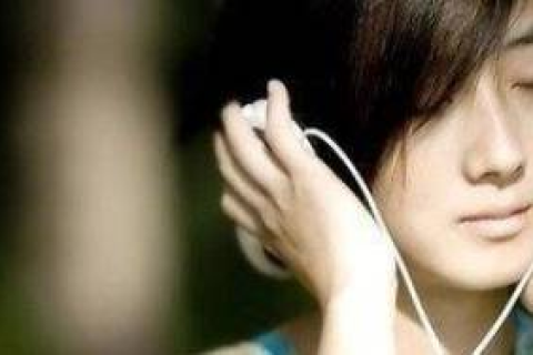 想请解梦一下昨晚梦见前男友是怎么回事，梦境背后的情感与心理解析