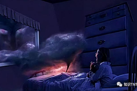 梦见死人跟我说话身上还带血，梦境背后的深层含义与解析