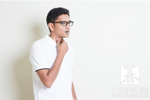 梦到晚上掉头发是什么征兆？吓死我了！深度解析梦境中的警示与启示