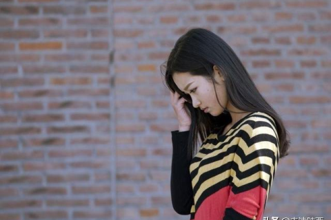 情感交织的梦境，同时梦见俩位前女友与现识女孩，解读潜意识的情感纠葛