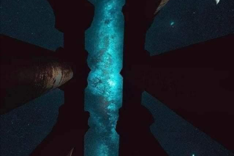 梦境解析，为何梦见上牙掉落，仅余两颗大牙，无痛却惊醒？