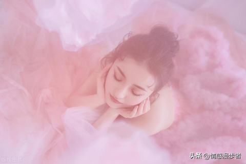 梦境中的未解之缘，探索女性梦见未见面的情人之谜