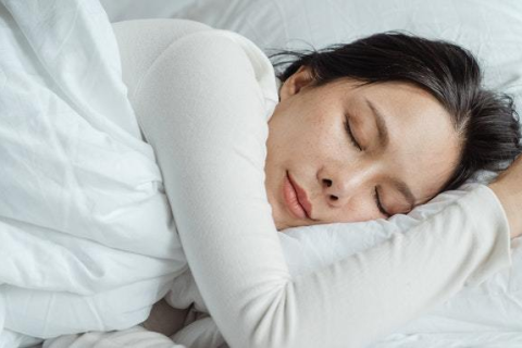 梦见朋友生病哭，梦境背后的情感与心理解析