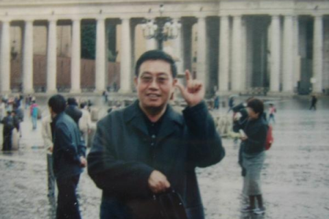 梦境中的哀伤，解读梦到朋友哭死人的深层含义