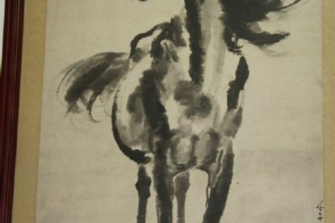 梦里花开，终成眷属，解析梦中与久追未成的她手牵手的意义