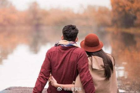 离婚边缘的梦境交织，手牵手的意义探索