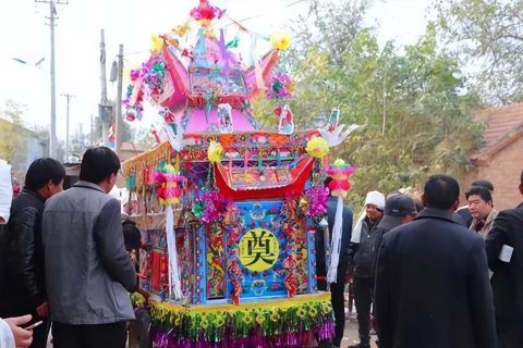 梦境与现实的交织，如果梦到健在的亲人逝去，是否预示着不祥之兆？