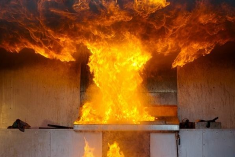 梦境解析，我梦见家里着火了然后又灭了——探寻潜意识中的警示与启示