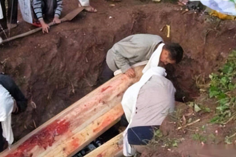 梦境中的生死轮回，梦见下葬有棺材，死人竟活回来的神秘启示