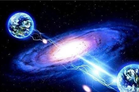 梦境之波，探索梦到水的深层含义