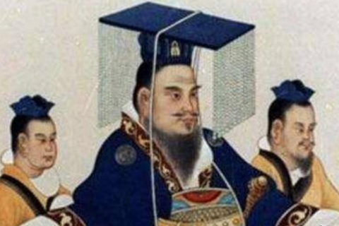 梦境交织，旧识与情感错位的迷雾