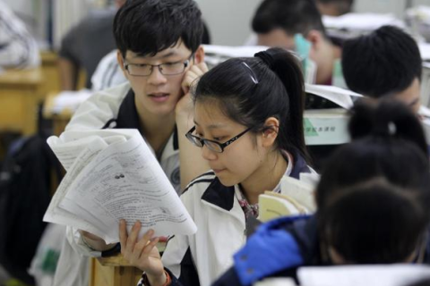 周公解梦，梦见自己一只脚放进河里，寓意深远，预示未来？