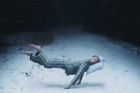 老是梦到死去的人，探寻梦境背后的深层含义与情感寄托