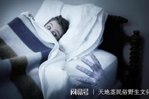 梦境的深层含义，解读昨晚梦见把自己的孩子活着放到棺材里自己哭着惊醒的预兆与心理映射