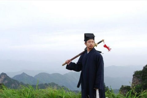 梦境警示？解析梦见一个小孩说自己5年会死的深层含义与心理解析