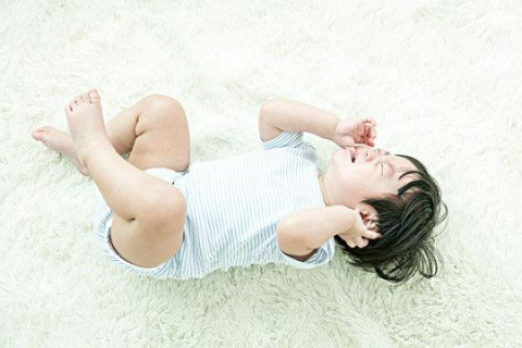 梦见光脚板，探索梦境背后的深层含义与心理启示