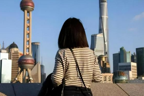 为什么总是梦见去世的亲人？探索梦境背后的深层含义与情感纽带
