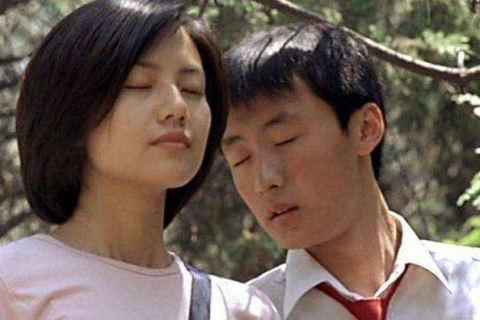 梦到自己结婚，预示未来幸福与转变的预兆
