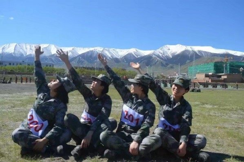 梦境解析，为何梦见穿上别人的大衣服？
