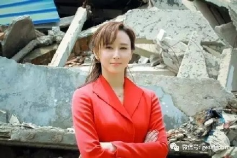 梦境解析，蛇入腹又拉出，寓意何在？