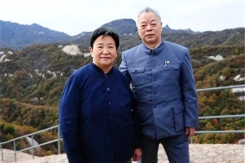 周公解梦，分手后男友在梦中形同陌路，情感裂痕的预兆？