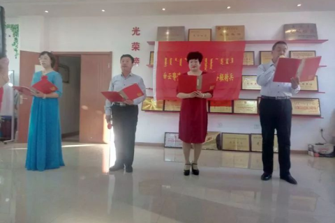 梦见明星，梦境中的星光与内心世界的映射