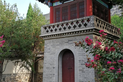 我梦到我去庙里，探寻心灵深处的宁静与启示