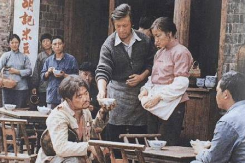 梦到儿子吃屎，梦境背后的深层含义与心理解析