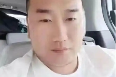 我梦见我梦见我去狱中给亲人送钱，梦境预兆与心灵深处的呼唤