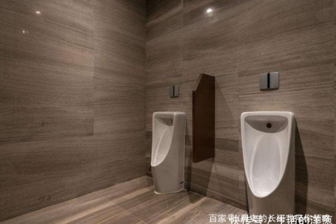 梦见陌生女人进自己房间，梦境背后的深层含义与解析