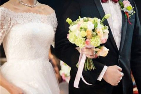 梦境中的喜悦与责任，解读你昨晚梦见的两个好友婚礼