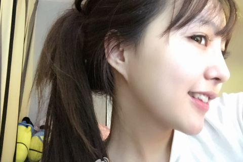 梦境解析，梦见在河中奋力向岸，鱼群咬人暗藏深意