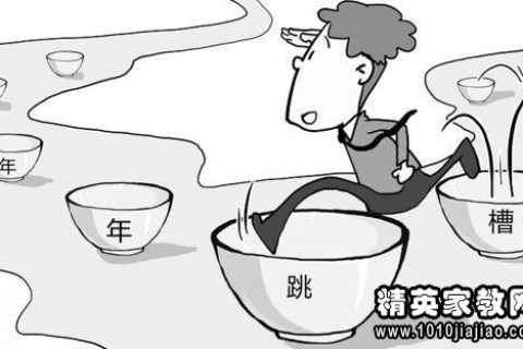 梦境探秘，梦见自己跟别人抢捉乌龟的深层含义与心理解析
