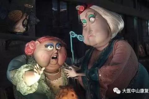 梦境中的奇异遭遇，家中母亲捉蛇剥皮，竟欲食之？