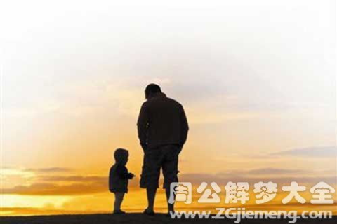 解析梦境，梦见已故父亲索求财务的深层含义与情感解读