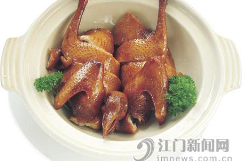 梦见鸽子逮到一只很大的鸽子，寓意与解析