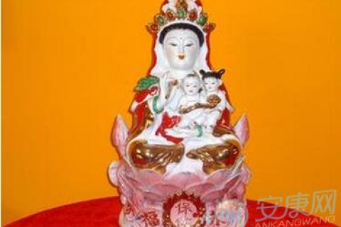 梦见观音像和佛像，探寻梦境中的神圣启示