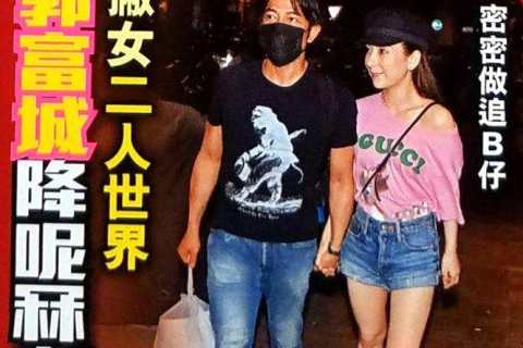 梦境奇遇，驾驶途中偶遇学生，小女生依偎怀中的深意解析