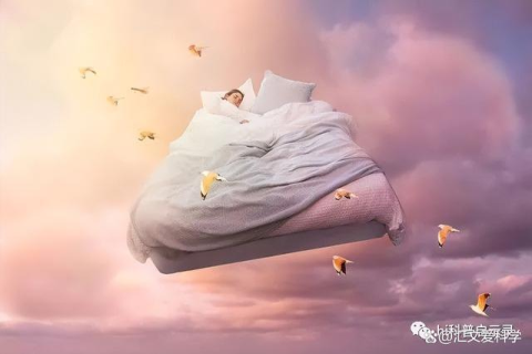 梦境中的婚礼，探索昨晚自我结合的深层含义