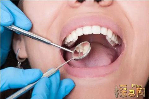 我梦见自己牙齿掉了是怎么了？探索梦境背后的深层含义与心理解析