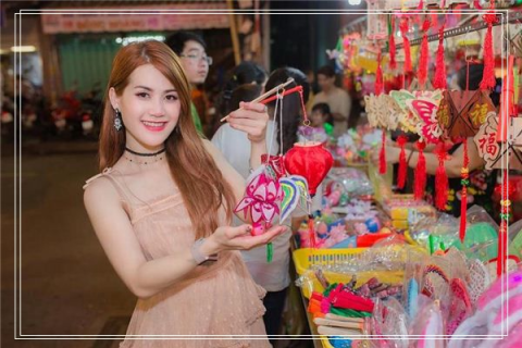 周公解梦，梦见两条小蛇缠身，寓意何在？